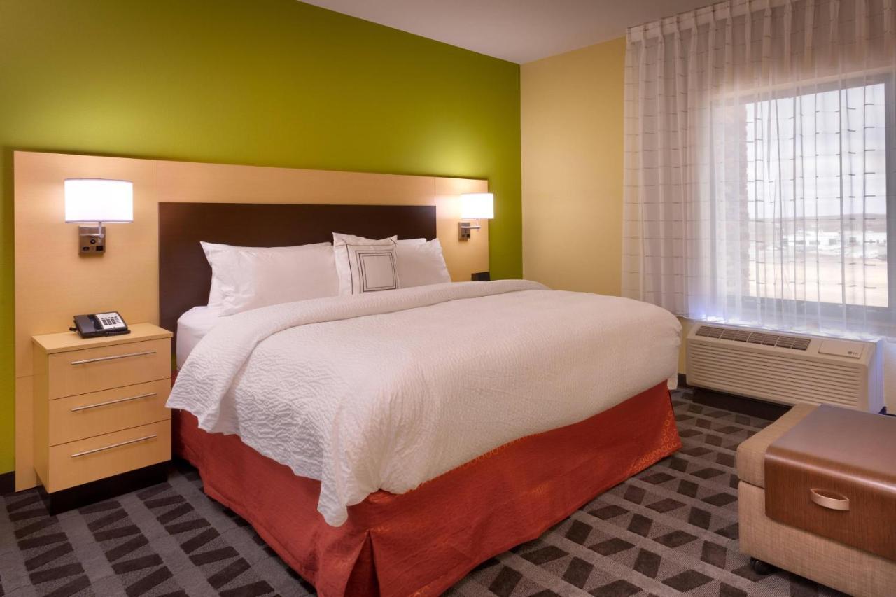 Towneplace Suites By Marriott Дикинсон Экстерьер фото