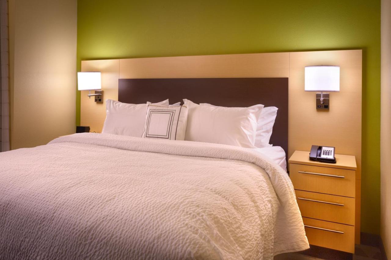 Towneplace Suites By Marriott Дикинсон Экстерьер фото